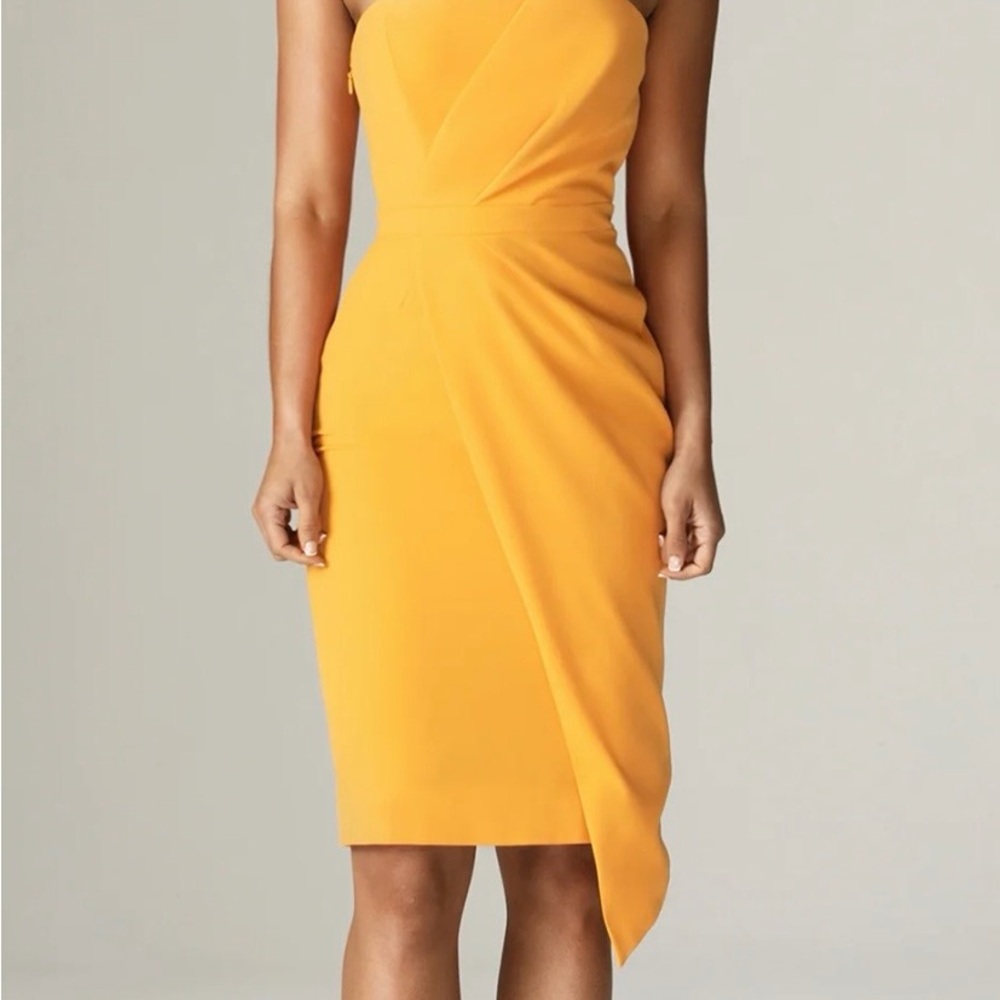 Chic Strapless Yellow Dress